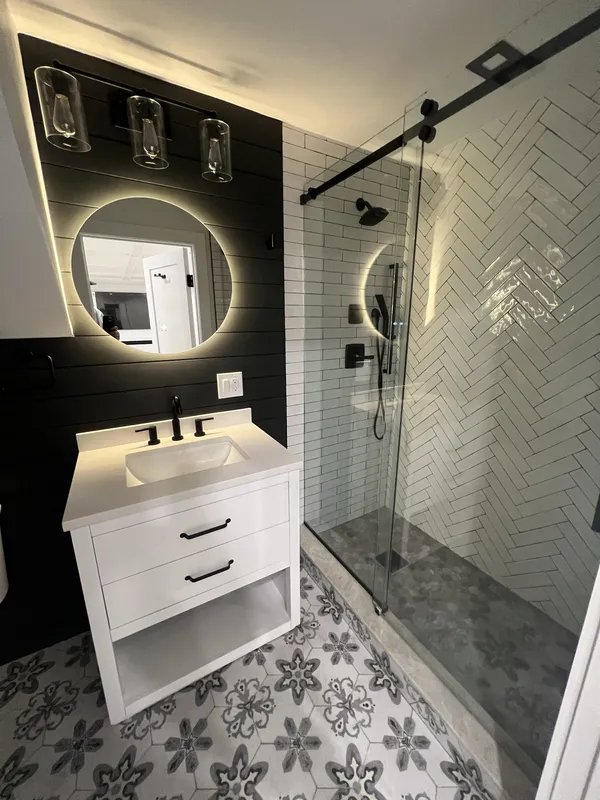 Roslyn Harbor Under-Stair Bathroom
